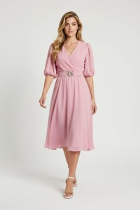 Rozkloszowana sukienka z szyfonu z elastycznym paskiem