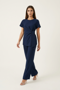 Komplet luźne spodnie z bluzką z wiązaniem i krótkimi rękawami