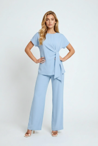 Komplet luźne spodnie z bluzką z wiązaniem i krótkimi rękawami