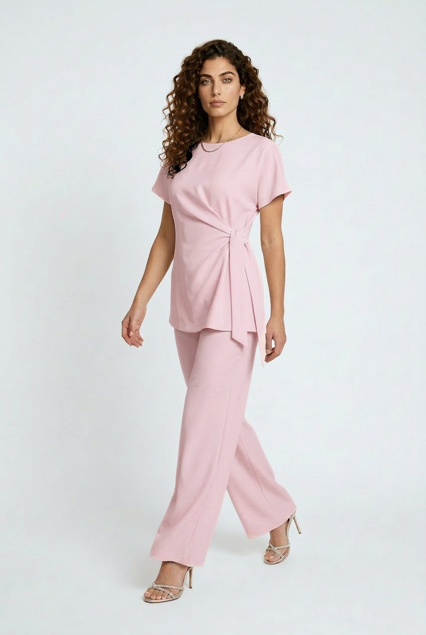 Komplet luźne spodnie z bluzką z wiązaniem i krótkimi rękawami